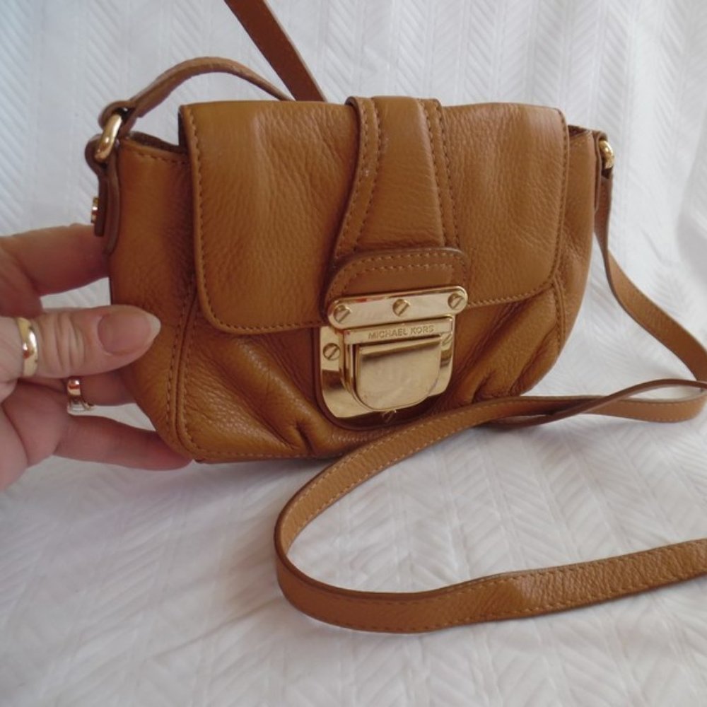Michael Kors Crossbody Bag